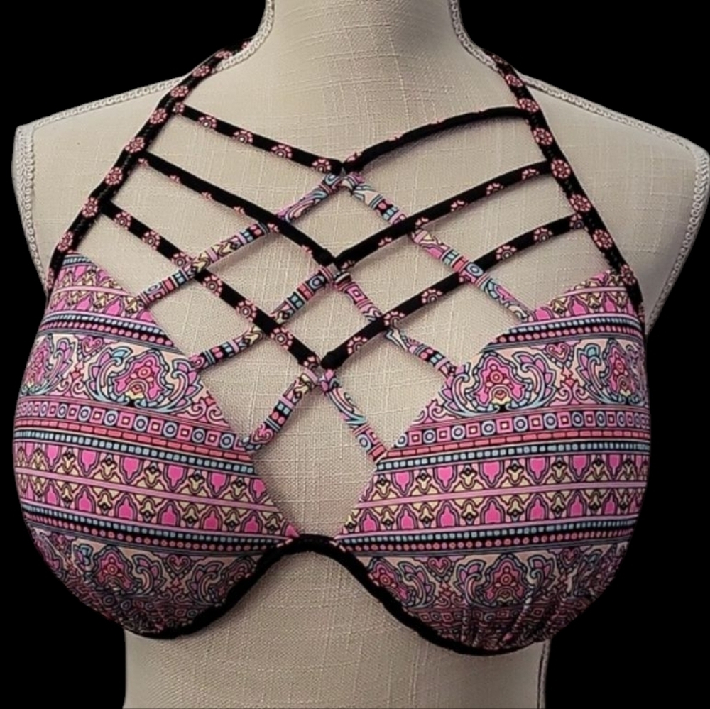 Shade Shore Pink and Black Strappy Bikini Set - Picture 3 of 8